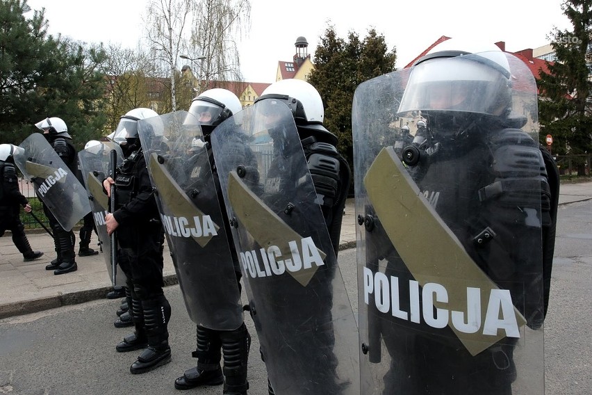 Kibice z Warszawy dotarli do Szczecina około godz. 16.30