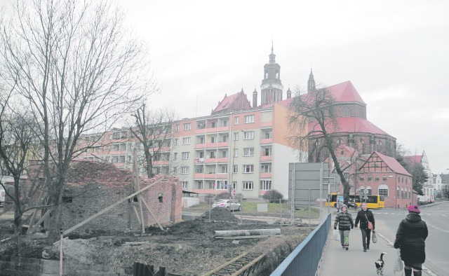 Na razie trwa ratowanie budowli obronnych. Remont tej baszty okazał się droższy niż na początku przypuszczano. Jeśli  miastu plan się uda, takie obiekty będą miały kiedyś funkcję wystawienniczą