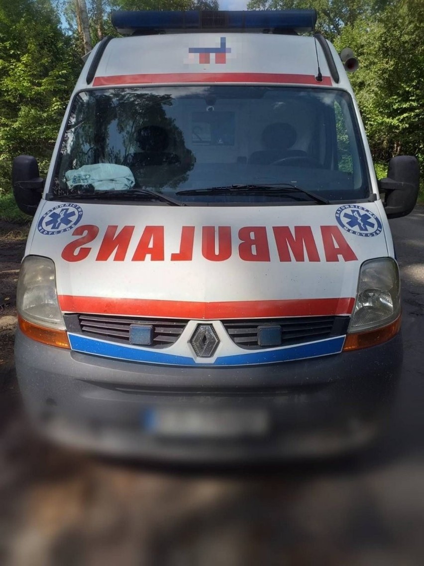Ambulansem na sygnałach szalał po dolnośląskich wsiach. Miał ponad 2 promile!