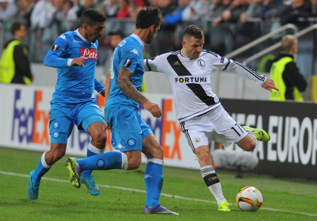 Napoli - Legia Warszawa już w ten czwartek (10 grudnia). Spotkanie Napoli - Legia rozegrane zostanie w ramach 6. kolejki fazy grupowej Ligi Europy. Sprawdźcie, gdzie będzie można obejrzeć transmisję meczu Napoli - Legia Warszawa.