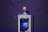 Wybory 2019: Konwencja PiS w Lublinie. Jarosław Kaczyński: Płaca minimalna na koniec 2020 r. - 3 tys. zł, na koniec 2023 r. - 4 tys. zł 