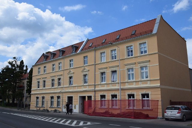 Kolejne kamienicy doczekały się remontu. Zmiany przy ul. Sienkiewicza i Wrocławskiej w Zielonej Górze.