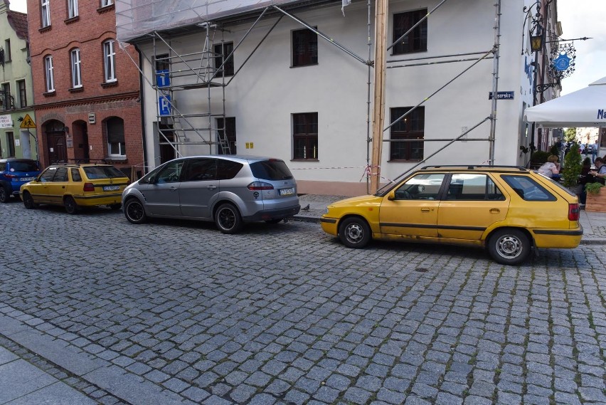 Od początku wakacji, w same tylko weekendy, strażnicy...