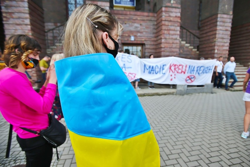 Protest obywateli Ukrainy przed Komendą Wojewódzką Policji...