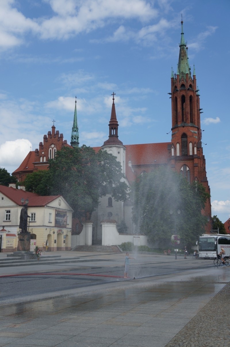 Kurtyny chłodzą Rynek Kościuszki