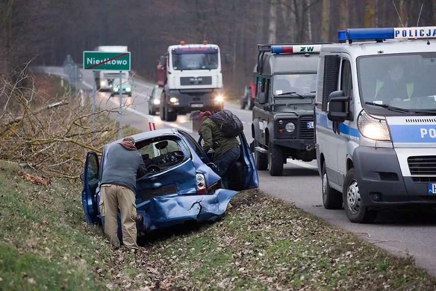 Poważny wypadek na trasie Słupsk - Ustka