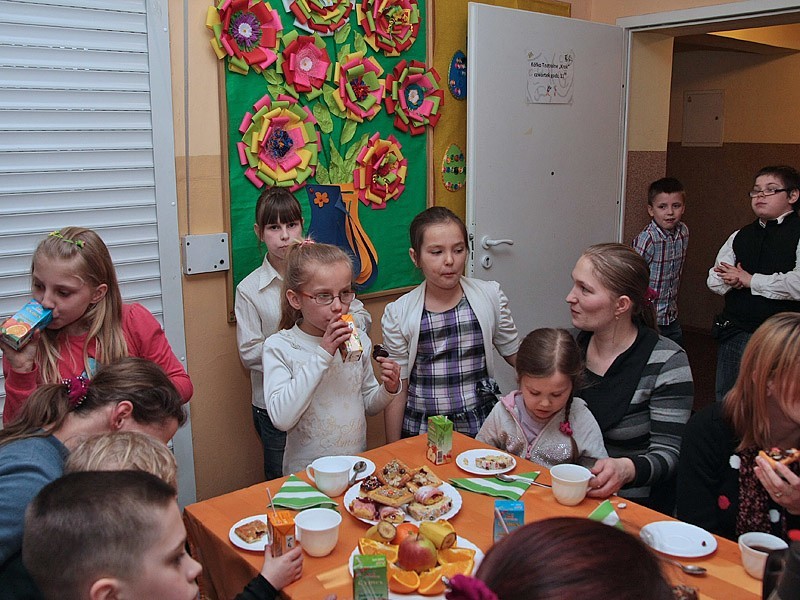 W  Grudziądzkiej Świetlicy Caritas "Przystań" spotkanie wielkanocne