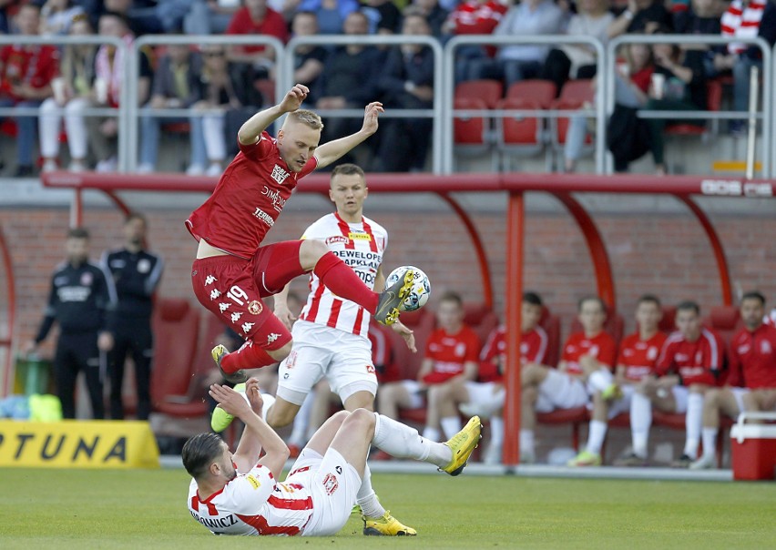 Trener Miedzi obiecał Arce, że zrobi to samo w meczu z Widzewem. Widzew musi iść śladami ŁKS. Zdjęcia