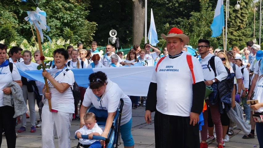 Pielgrzymka Sosnowiecka 25. raz dotarła na Jasną Górę! [ZDJĘCIA]