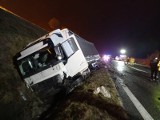 Tragiczny wypadek w Bogatyni na Dolnym Śląsku. Nie żyje kierowca audi, zderzył się z ciężarówką