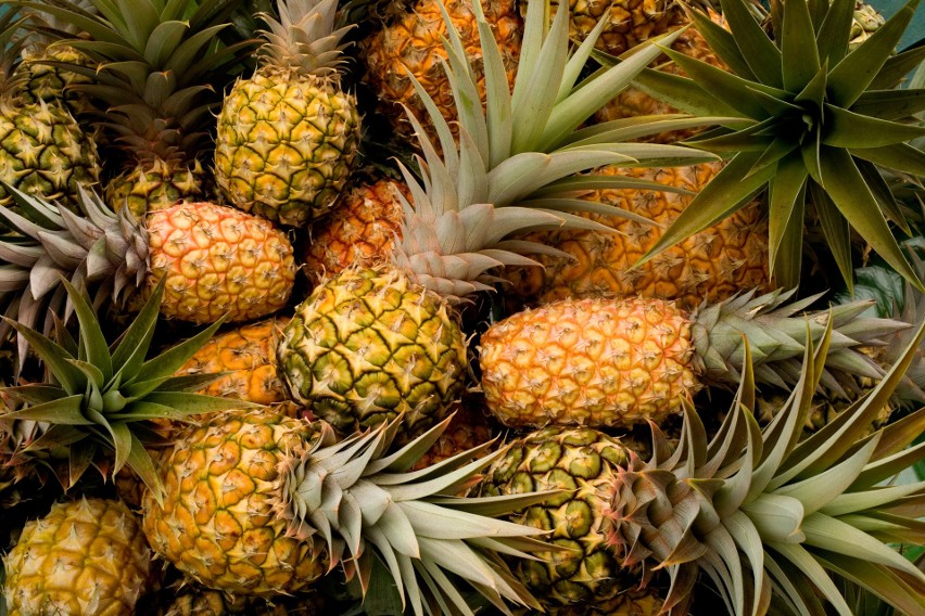 Sok z ananasa ma właściwości przeciwbólowe i wspomagające...