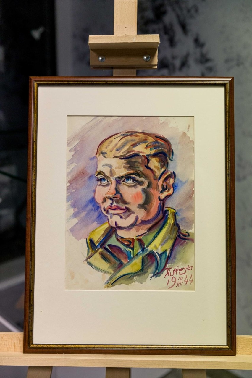 Przerażenie, zmęczenie, tęsknota. Muzeum Pamięci Sybiru pozyskało obrazy żołnierzy gen. Andersa (zdjęcia) 