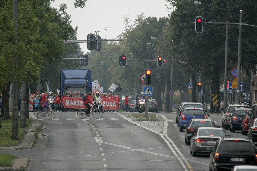 Marsz dla Jezusa przeszedł ulicami Słupska (zdjęcia, wideo)