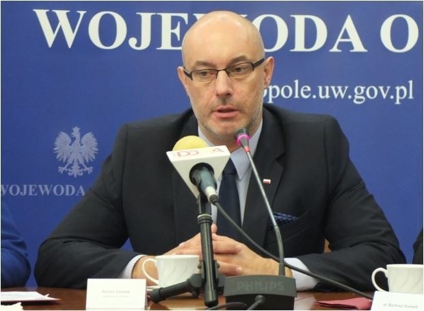 Adrian Czubak, wojewoda opolski.