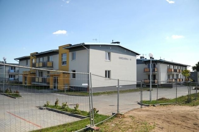 Nowe bloki socjalne w BydgoszczyOstatnia mieszkaniowa inwestycja miasta to miniosiedle budynków socjalnych przy ul. Odrzańskiej w Brdyujściu