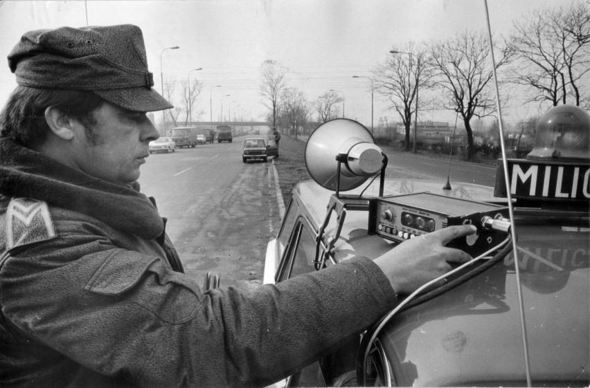 Wrocław 1982, kontrola radarowa na rogatkach miasta na Psim...