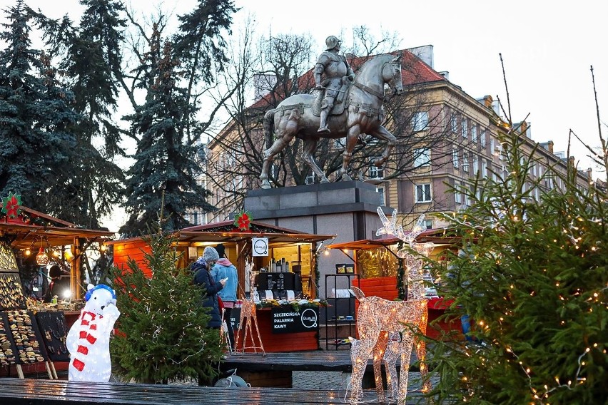 Szczeciński Targ Świąteczny. Niedziela to ostatni dzień! Do której będzie czynny? ZDJĘCIA