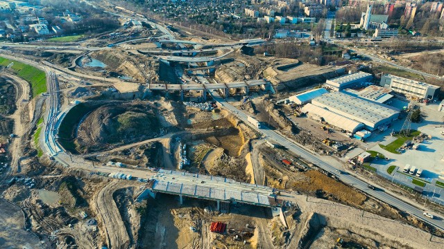 Węzeł Grębałów to jeden z czterech, które powstaną w ramach inwestycji drogi ekspresowej o długości ok. 18,3 km Kraków - Widoma