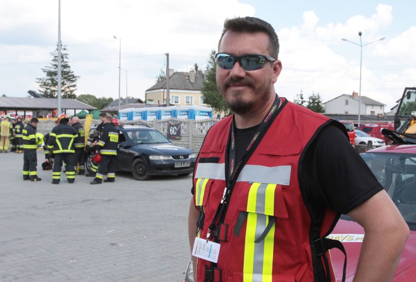 Warsztaty Rescue Days 2018 w Skaryszewie. Strażacy szkolili się ratowaniu ofiar wypadków drogowych. Widowiskowe akcje można było oglądać