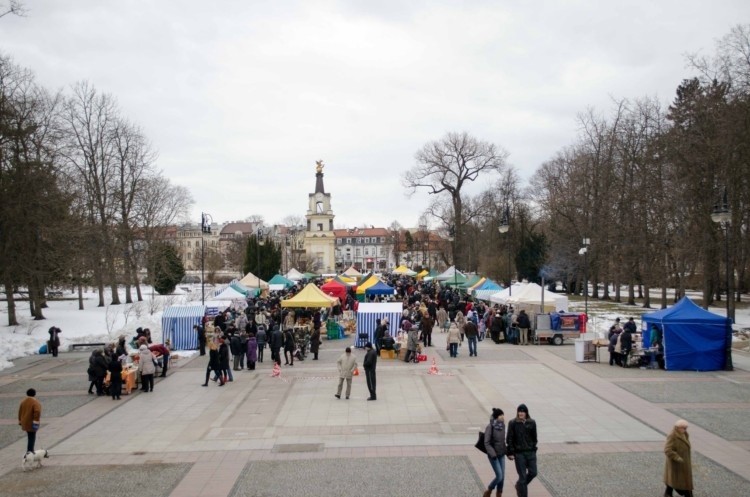 Białostocki jarmark odwiedziło wiele osób. Na...