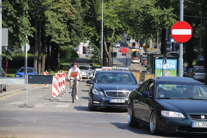 Korki w mieście. Zamknięte skrzyżowanie ul. Zachodniej i Ogrodowej 