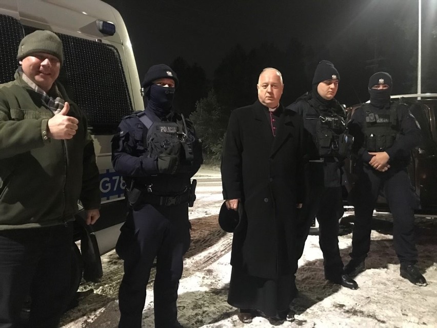 Wigilia z policjantami i migrantami na Podlasiu (zdjęcia)