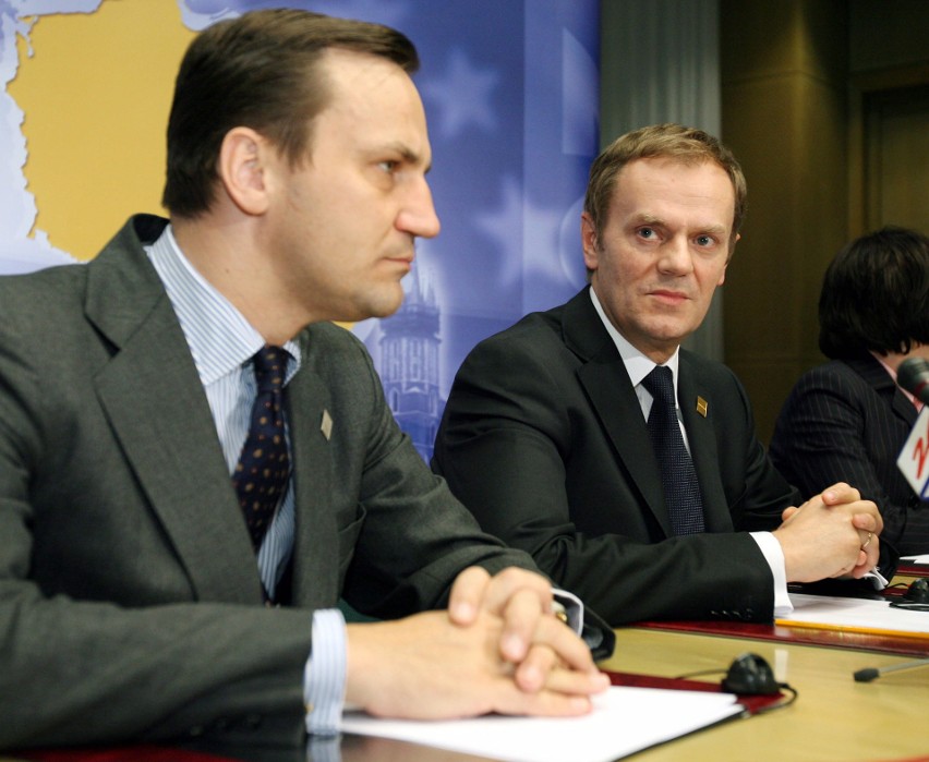 Bruksela, 14 grudnia 2007 r. Premier Donald Tusk i minister...
