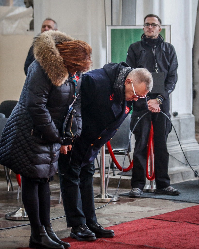 Jerzy Owsiak w czasie uroczystości pogrzebowych, sobota, 19...