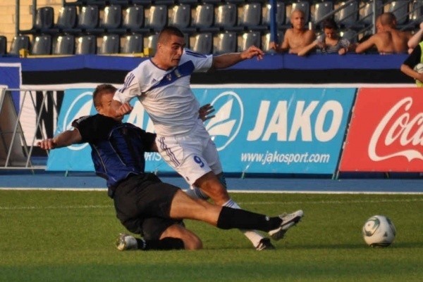 Mateusz Kołodziejski (biały strój) występował już w barwach Olimpii Elbląg w latach 2009-2012