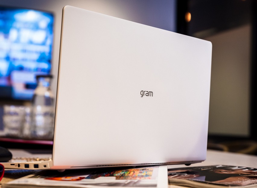 LG wprowadza na rynek nowe ultrabooki z serii Gram. Ich obudowy spełniają militarne normy amerykańskiej armii
