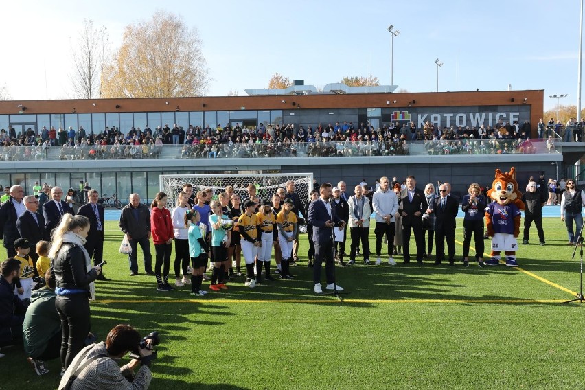 Stadion na Asnyka w Katowicach został oficjalnie otwarty...