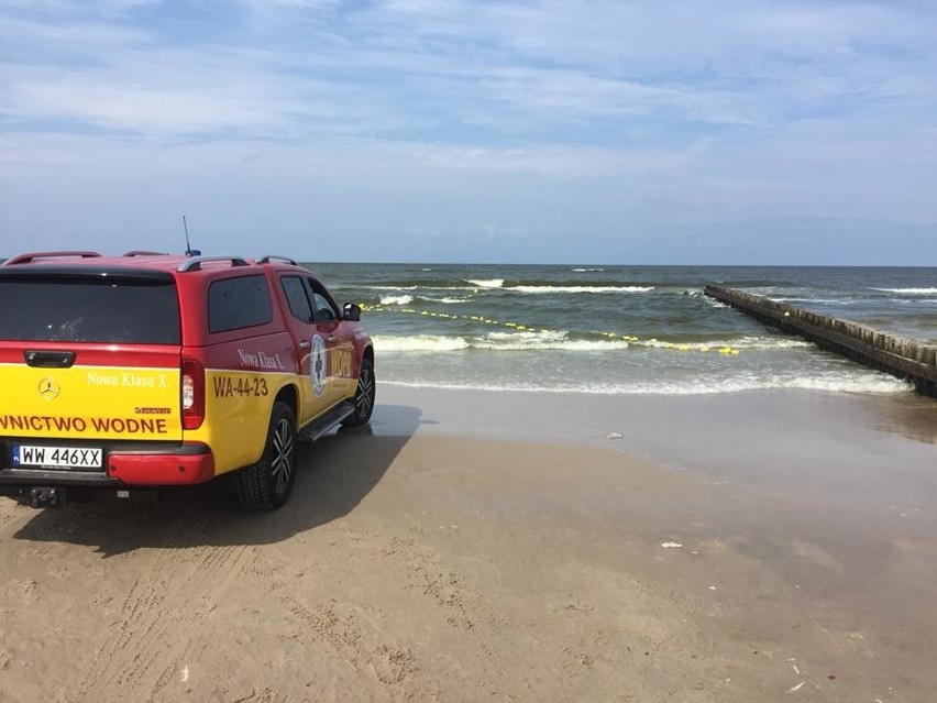 Akcja ratunkowa na plaży w Łebie [19.08.2018]