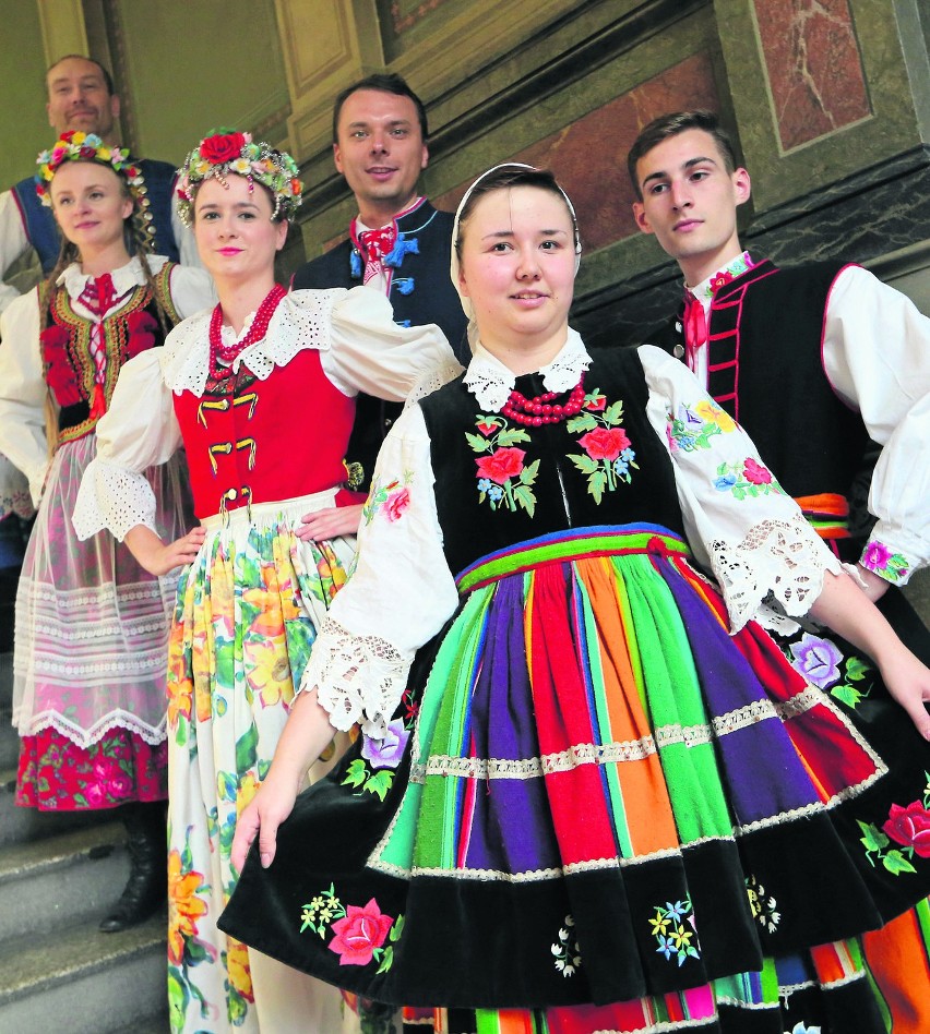 Szczeciński "Krąg" czyli taniec, śpiew i ludowa muzyka