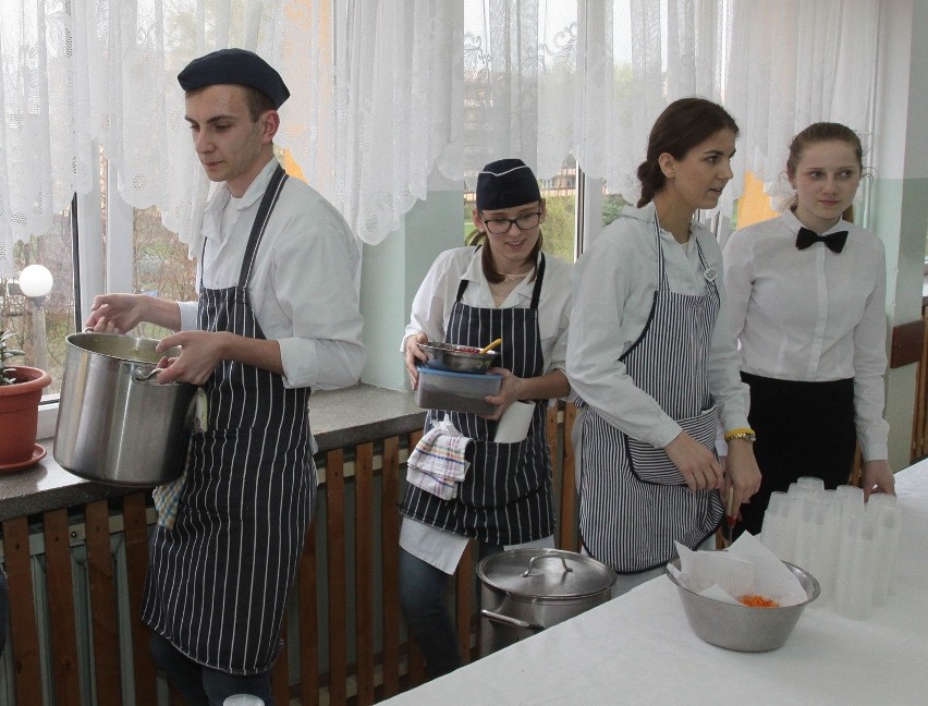 Festiwal zup w Radomiu. Konkurs dla uczniów w Zespole Szkół Spożywczych i Hotelarskich 