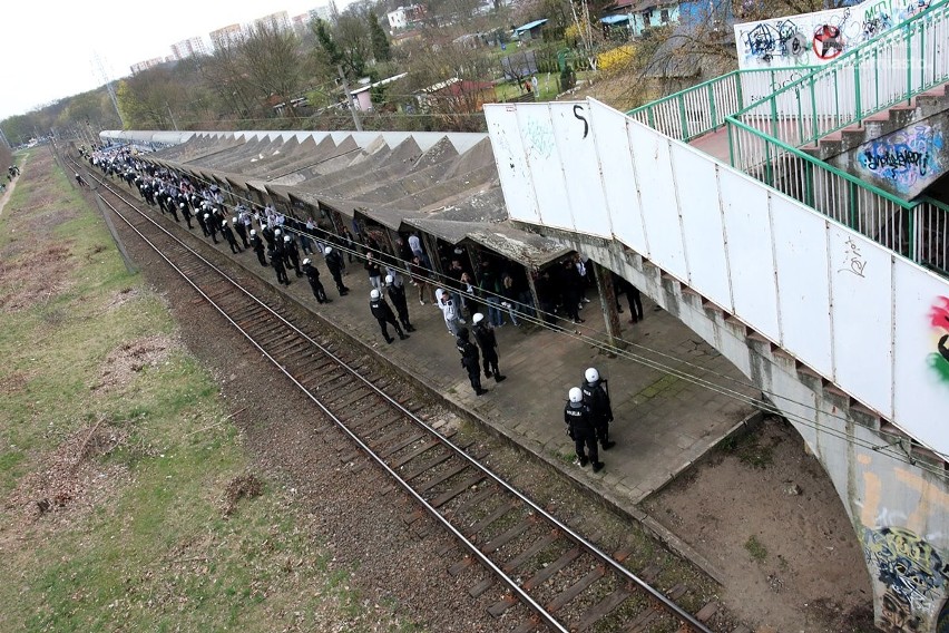 Kibice z Warszawy dotarli do Szczecina około godz. 16.30