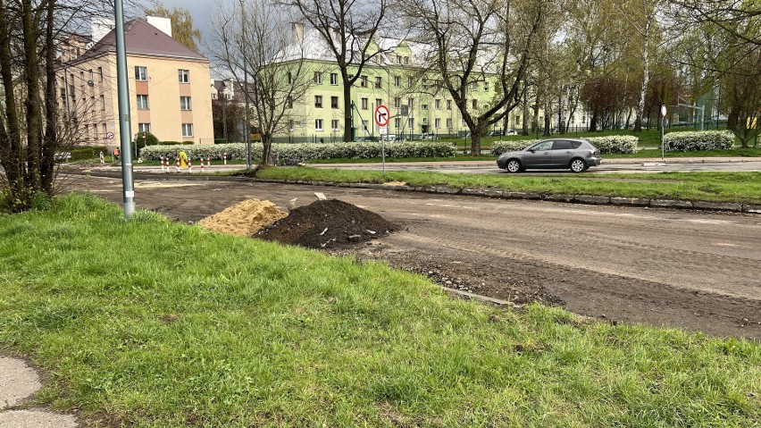 Trwa remont ulicy Tysiąclecia, od ul. Piłsudskiego do 11...