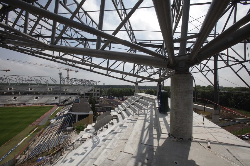 Stadion Górnika Zabrze: Praca na budowie wre! [ZDJĘCIA i WIDEO]