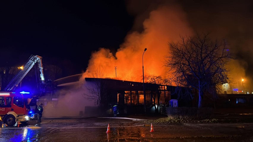 Pożar budynku dworca PKS w Olkuszu, 1 stycznia 2023.