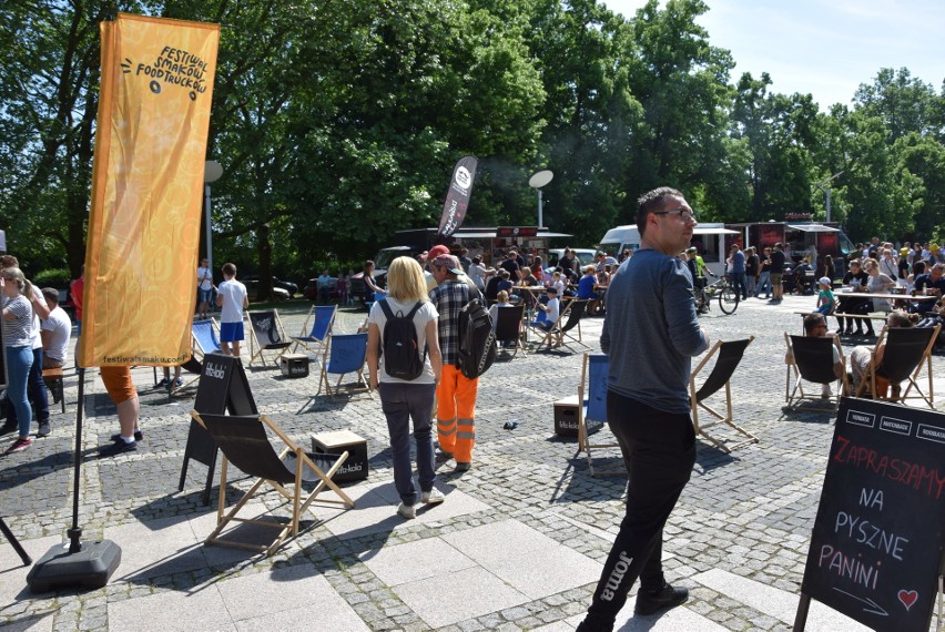 W sobotę rozpoczął się III Festiwal Food Trucków w Gorzowie....