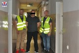 Chełmscy policjanci zatrzymali 44-latka, który w aucie przewoził prawie kilogram mefedronu