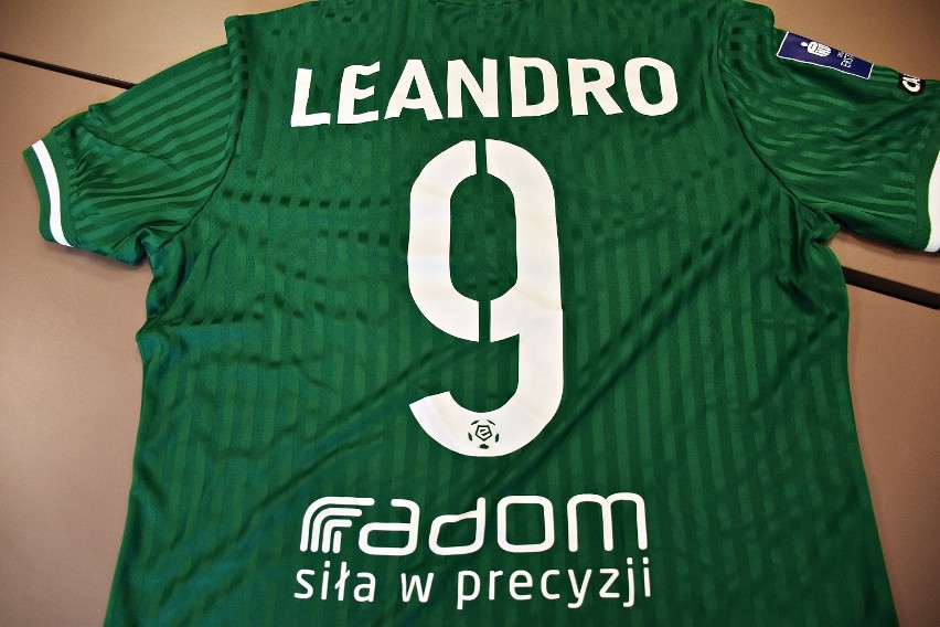 Radomiak Radom zaprezentował nowe koszulki meczowe na sezon 2021/2022 w PKO  Ekstraklasie (ZDJĘCIA) | Gol24
