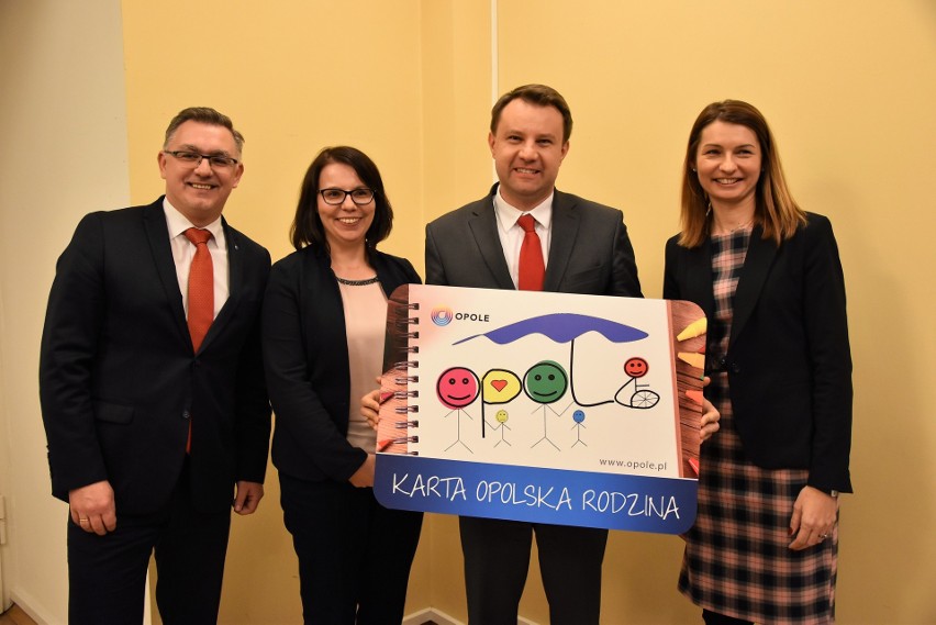 Nowy wzór karty "Opolska Rodzina"