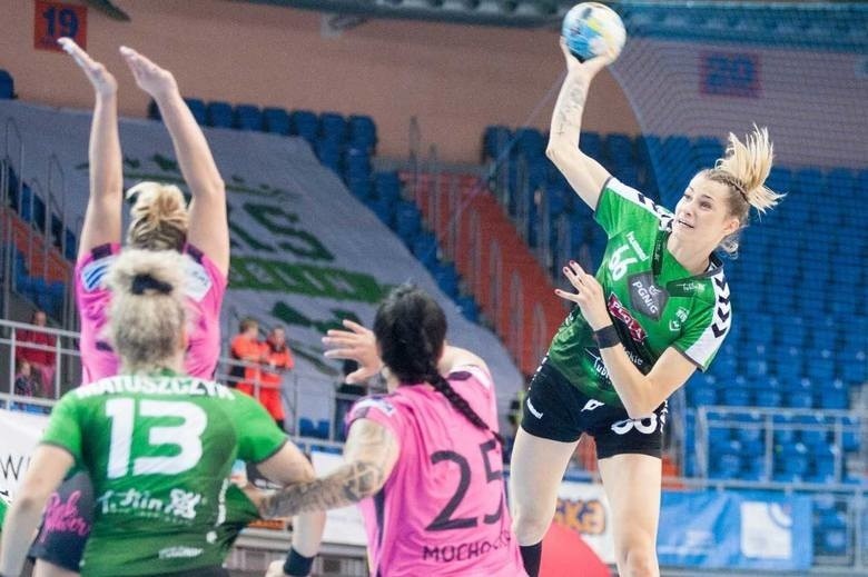 Mistrzynie Polski nie dały szans piłkarkom ręcznym Korony Handball Kielce