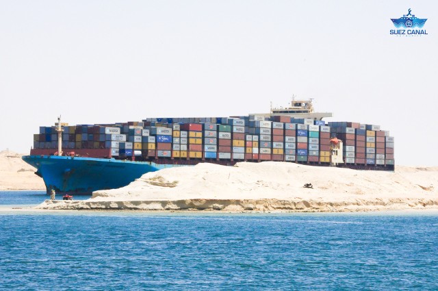 Przez Kanał Sueski przepływa obecnie 30 proc. statków mniej niż kilka tygodni temu.