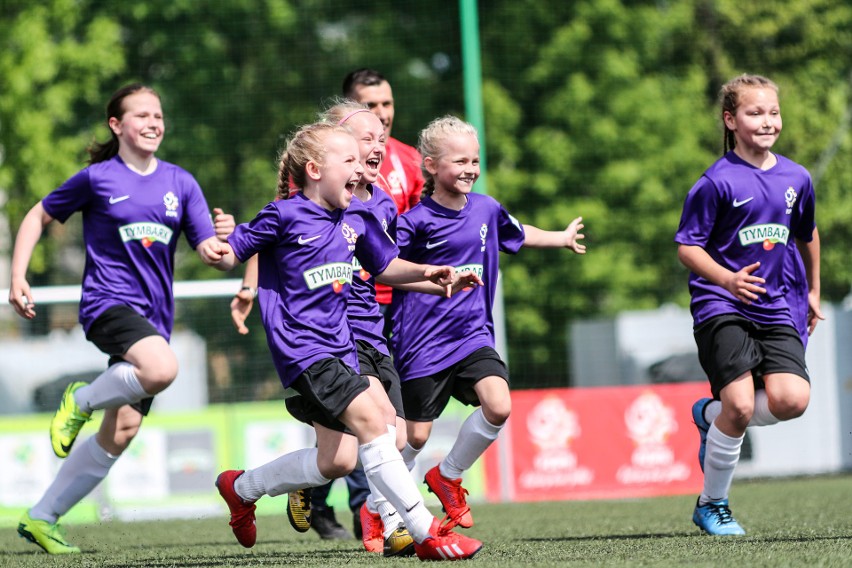 Od Zbąszynka, przez Miętne, po Międzyrzec Podlaski. Ruszają finały wojewódzkie Turnieju „Z Podwórka na Stadion o Puchar Tymbarku”