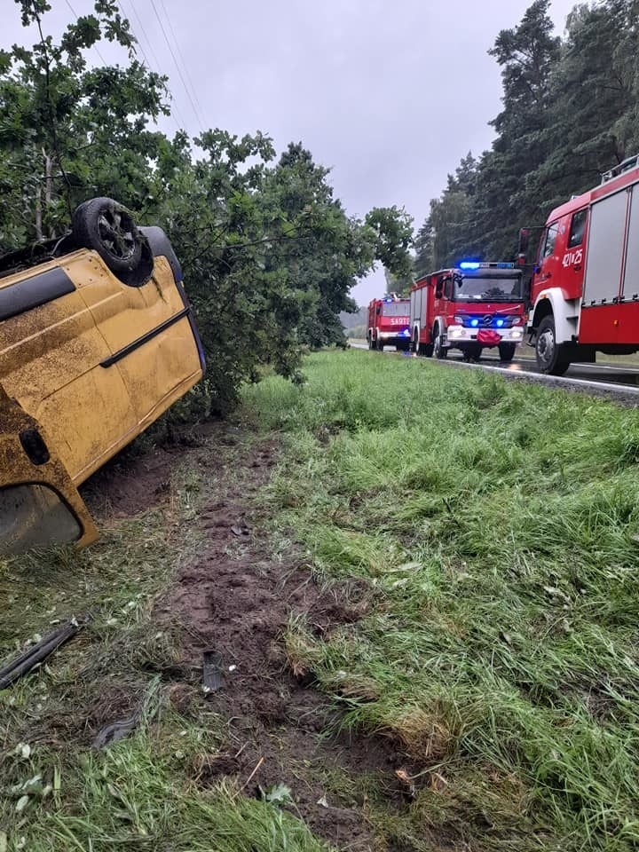 Kierująca samochodem straciła panowanie nad pojazdem i...