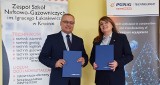 „Naftówka” i PGNiG Technologie w Krośnie planują wspólne projekty. Szkoła i firma podpisały umowę o współpracy 