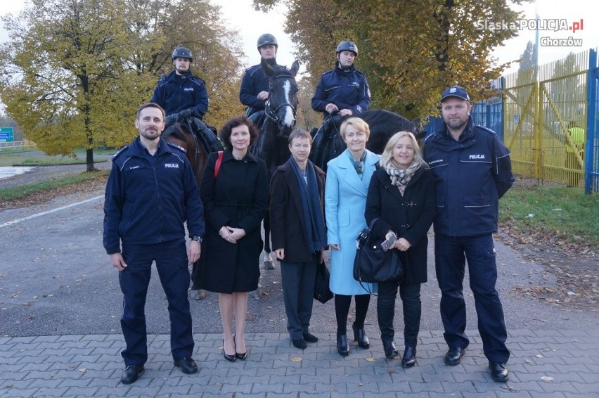 Chorzów: Wizyta zagranicznych prokuratorów w komendzie policji