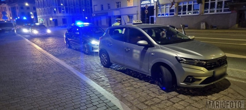 Nocna kontrola taksówkarzy w Opolu
