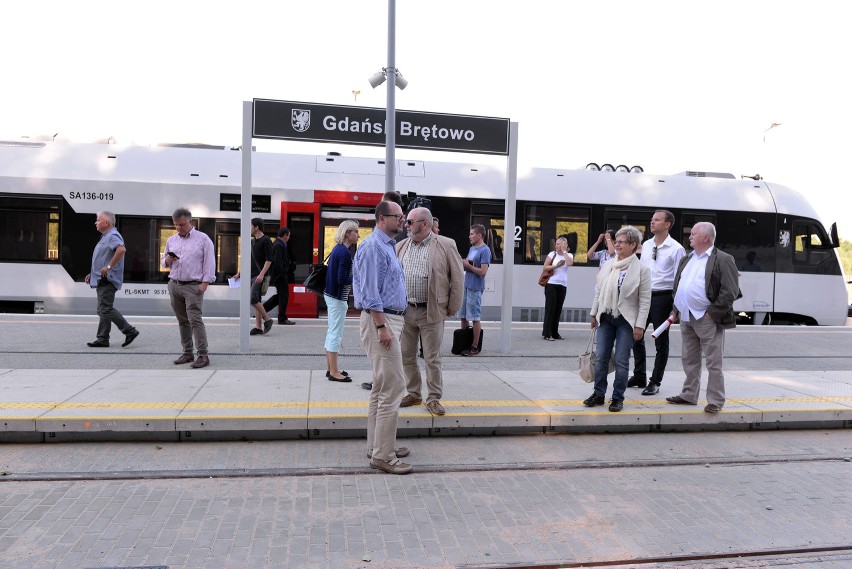 Pomorska Kolej Metropolitalna gotowa do startu. Pierwsi pasażerowie chwalą komfort jazdy [WIDEO]